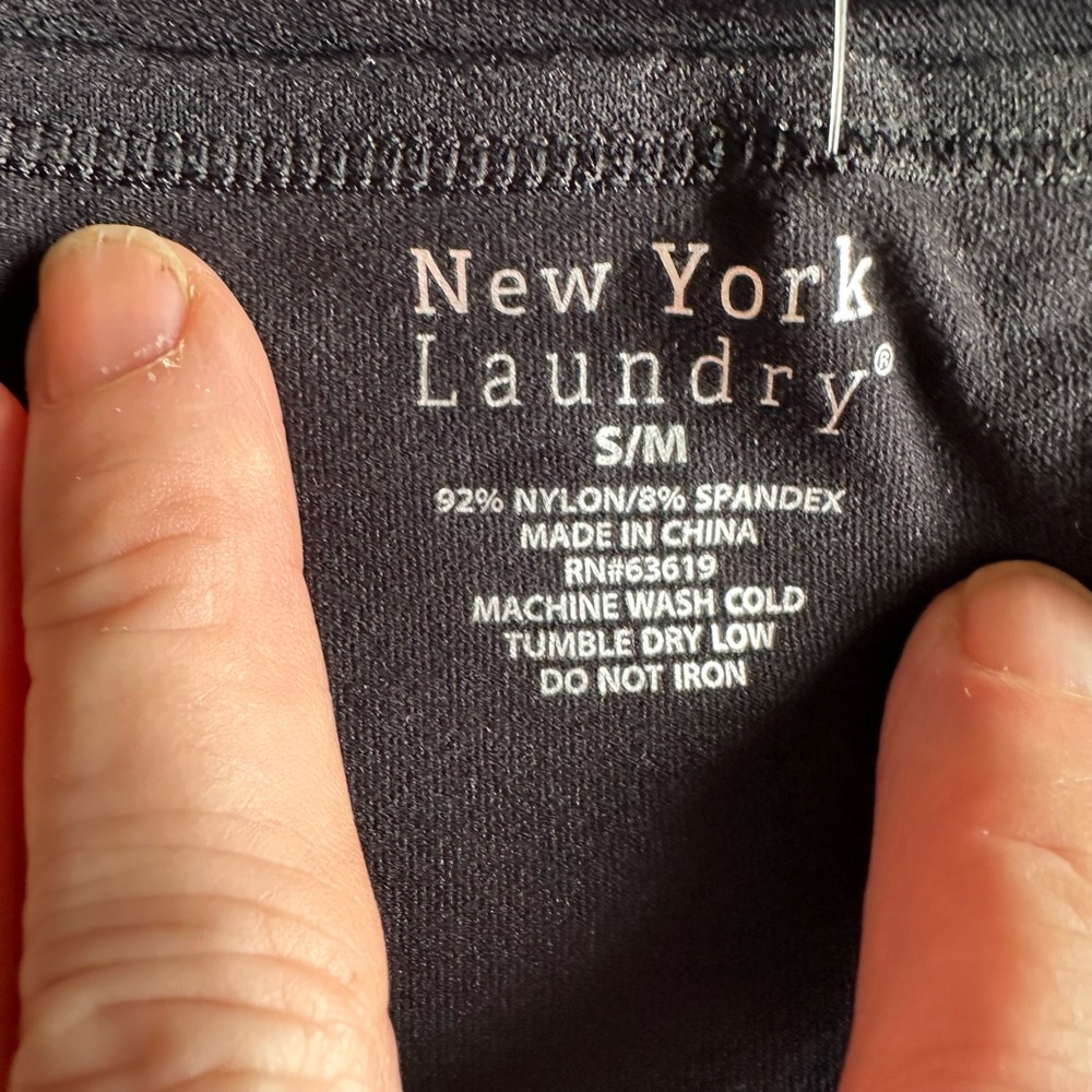 🖤✨ NWT Bundle of 2 New York Laundry Black Tanks S/M